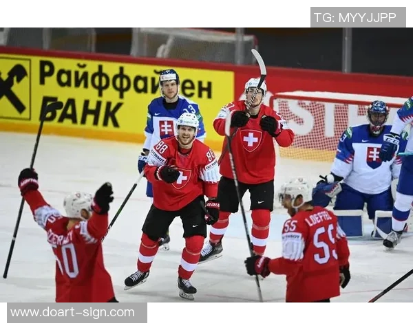 美国冰球比赛中足球明星的惊艳表现与跨界挑战